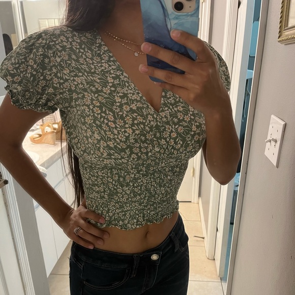 Marisol Floral Blouse - Picture 2 of 4